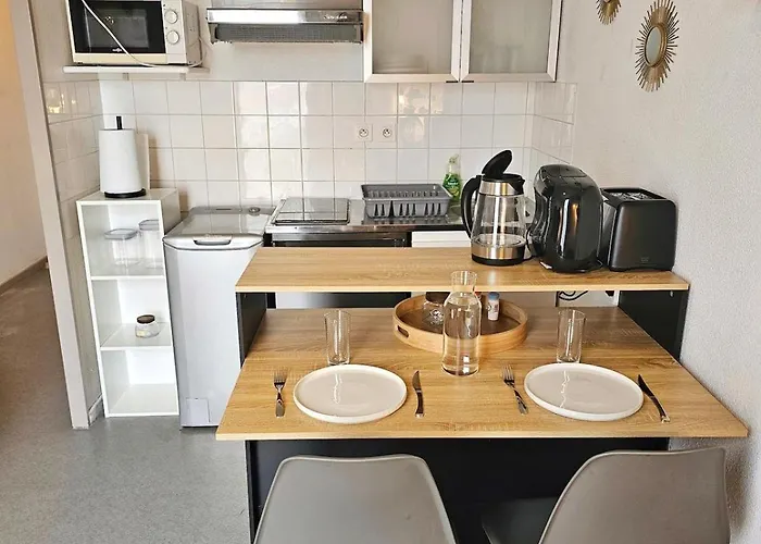 Petit Cosy, Balcon Et Vue קלרמונט-פרנד